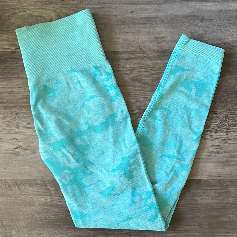 Gymshark DUPE Camo Leggings